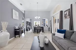 2233 SE 14th Cir, Homestead, FL 33035 - Photo 8