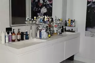 1100 Biscayne Blvd, Miami, FL 33132 - Photo 16