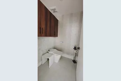 1100 Biscayne Blvd #2106, Miami, FL 33132 - Photo 28