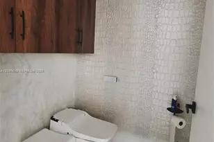 1100 Biscayne Blvd, Miami, FL 33132 - Photo 28
