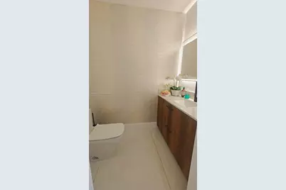 1100 Biscayne Blvd #2106, Miami, FL 33132 - Photo 32