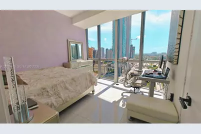1100 Biscayne Blvd #2106, Miami, FL 33132 - Photo 34