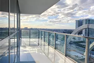 1100 Biscayne Blvd, Miami, FL 33132 - Photo 20