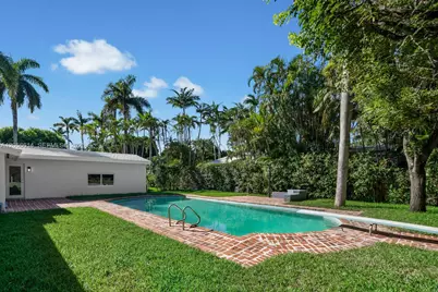 2500 Sunset Dr, Miami Beach, FL 33140 - Photo 32
