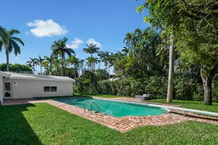 2500 Sunset Dr, Miami Beach, FL 33140 - Photo 32