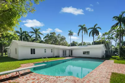 2500 Sunset Dr, Miami Beach, FL 33140 - Photo 8