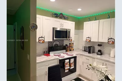 940 NE 155th Ter #940, North Miami Beach, FL 33162 - Photo 10