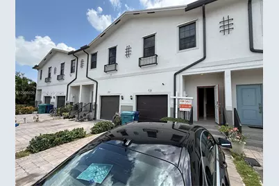 721 SW 11th St, Florida City, FL 33034 - Photo 2