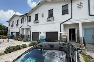 721 SW 11th St, Florida City, FL 33034 - Photo 2