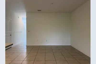 721 SW 11th St, Florida City, FL 33034 - Photo 6