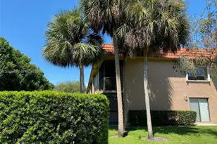 435 Lakeview Dr, Weston, FL 33326 - Photo 18