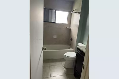 308 Bishop Rd, North Lauderdale, FL 33068 - Photo 8