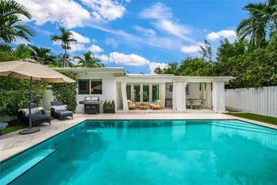 736 W 51 St #736, Miami Beach, FL 33140 - Photo 1