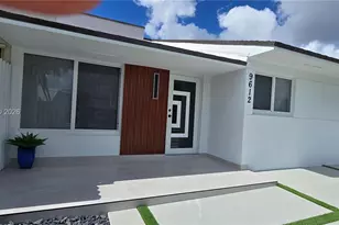 9612 Grand Canal Dr, Miami, FL 33174 - Photo 1