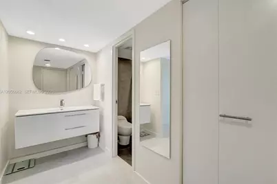 3675 N Country Club Dr #2310, Aventura, FL 33180 - Photo 26