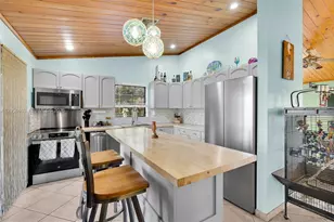 422 Calle Limon, Marathon, FL 33050 - Photo 10