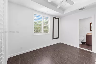 348 Elm St #B-10, Hollywood, FL 33019 - Photo 22