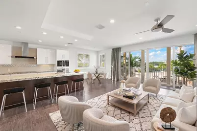 348 Elm St #B-10, Hollywood, FL 33019 - Photo 8
