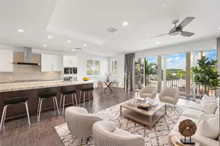 348 Elm St, Hollywood, FL 33019 - Photo 8