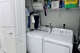 1065 NW 4th Ter, Florida City, FL 33034 - Photo 8