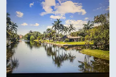 5231 SW 89th Ave, Cooper City, FL 33328 - Photo 4