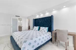 6039 Collins Ave, Miami Beach, FL 33140 - Photo 16
