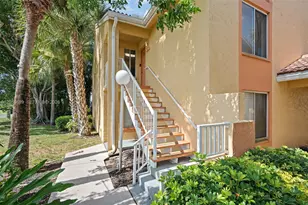 927 Coral Club Dr, Coral Springs, FL 33071 - Photo 40