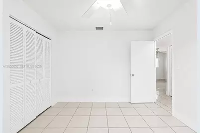 3231 SW 25th St, Miami, FL 33133 - Photo 48