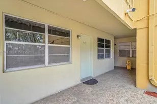 1851 NE 168 Th, North Miami Beach, FL 33162 - Photo 8