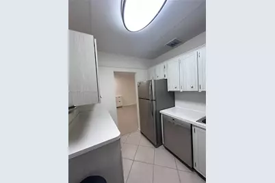 5700 NE 22nd Way #324, Fort Lauderdale, FL 33308 - Photo 2