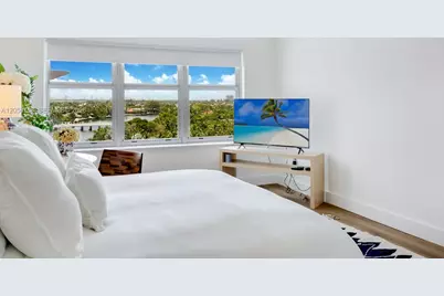 9102 W Bay Harbor Dr #10-B, Bay Harbor Islands, FL 33154 - Photo 10