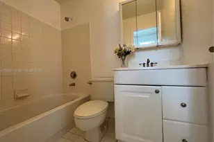 895 Crystal Lake Dr, Deerfield Beach, FL 33064 - Photo 14
