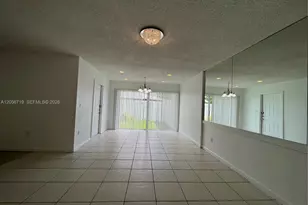 895 Crystal Lake Dr, Deerfield Beach, FL 33064 - Photo 10