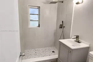 740 NW 130th St, North Miami, FL 33168 - Photo 8