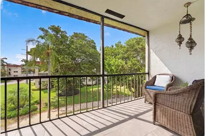 681 S Hollybrook Dr #310, Pembroke Pines, FL 33025 - Photo 20