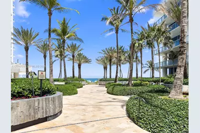 6801 Collins Ave #1015, Miami Beach, FL 33141 - Photo 32