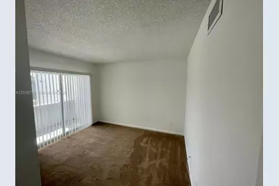 5020 Elmhurst Rd #B, West Palm Beach, FL 33417 - Photo 10
