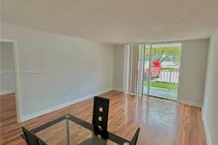 486 NW 165th St Rd, Miami, FL 33169 - Photo 8