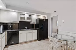 5825 Collins Ave, Miami Beach, FL 33140 - Photo 58