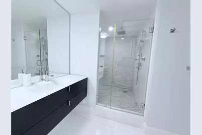 19390 Collins Ave #907, Sunny Isles Beach, FL 33160 - Photo 10