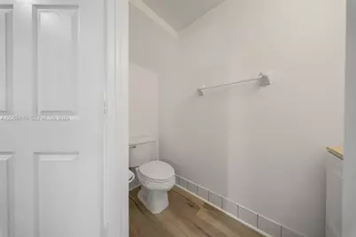 1037 NE 42nd Pl, Homestead, FL 33033 - Photo 10