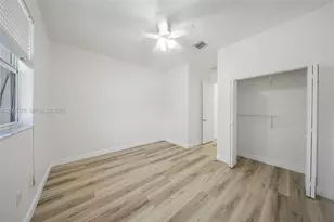 1037 NE 42nd Pl, Homestead, FL 33033 - Photo 20
