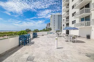 401 Ocean Dr, Miami Beach, FL 33139 - Photo 32