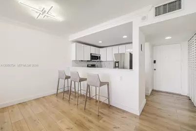 401 Ocean Dr #602, Miami Beach, FL 33139 - Photo 6