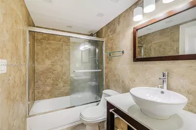 401 Ocean Dr #602, Miami Beach, FL 33139 - Photo 12