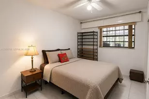 5941 W 20th Ln, Hialeah, FL 33016 - Photo 14