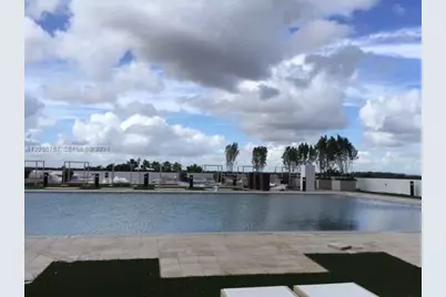 5252 NW 85th Ave #801, Doral, FL 33166 - Photo 4
