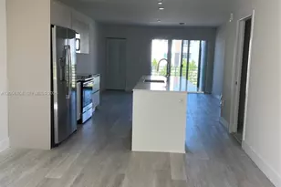 2505 NE 193rd St, Miami, FL 33180 - Photo 10