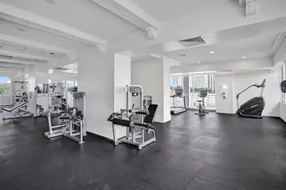 18041 Biscayne Blvd #803, Aventura, FL 33160 - Photo 16