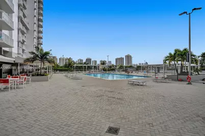 18041 Biscayne Blvd #803, Aventura, FL 33160 - Photo 22